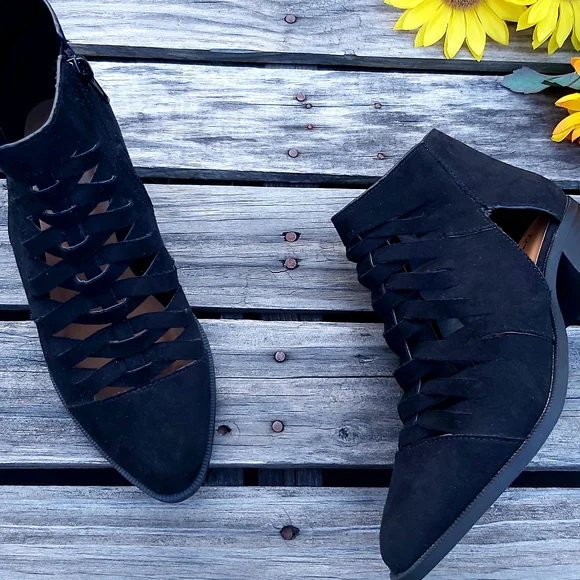 Qupid Black Summer Booties - Picture 6 of 8